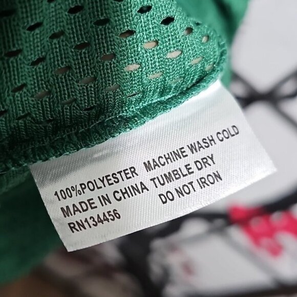 Trae Young HS Basketball Jersey Size Large New - Picture 6 of 9